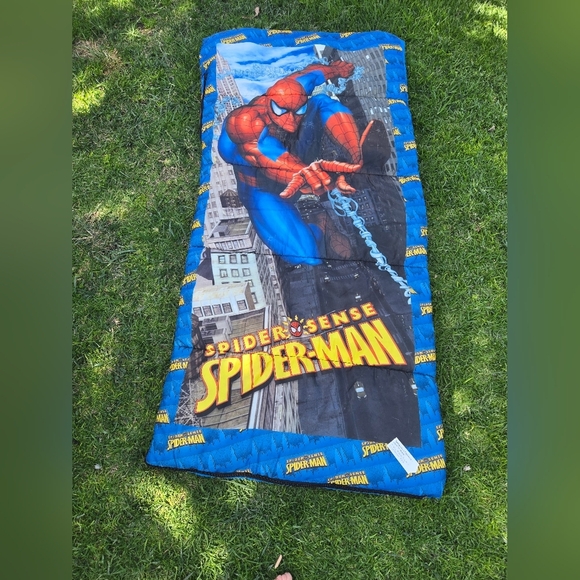 Spider-Man Sleeping Bag - Picture 1 of 2